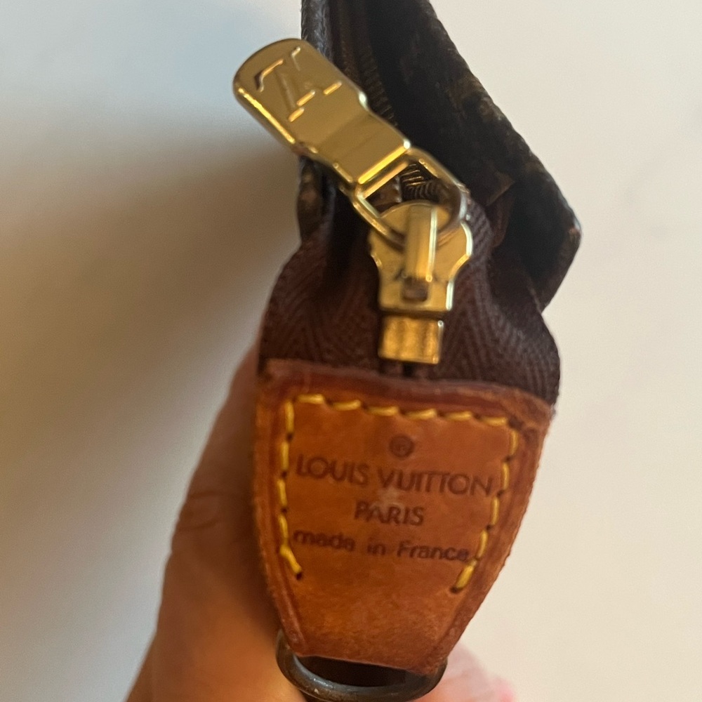 Louis Vuitton Brown and Gold Monogram Pouch - Picture 5 of 7